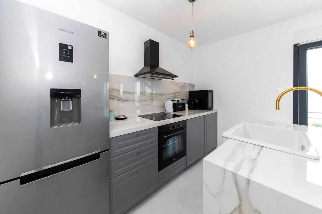Gloria Luxury Suite Apartment ซริกเวนิซา ภายนอก รูปภาพ