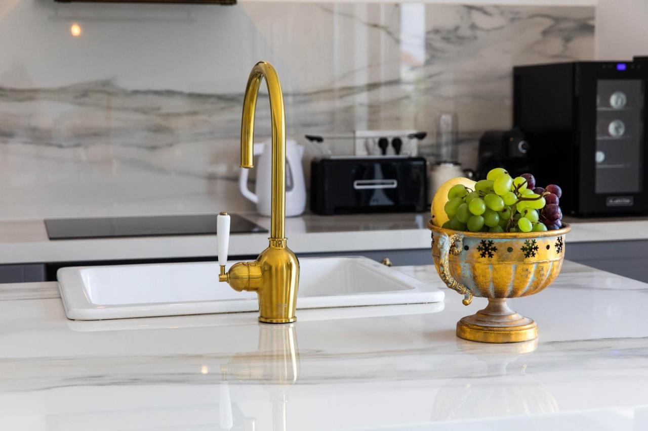 Gloria Luxury Suite Apartment ซริกเวนิซา ภายนอก รูปภาพ